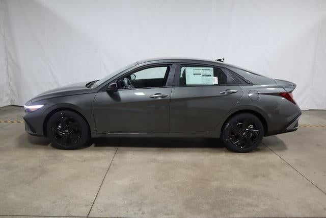 2026 Hyundai ELANTRA SEL Sport IVT