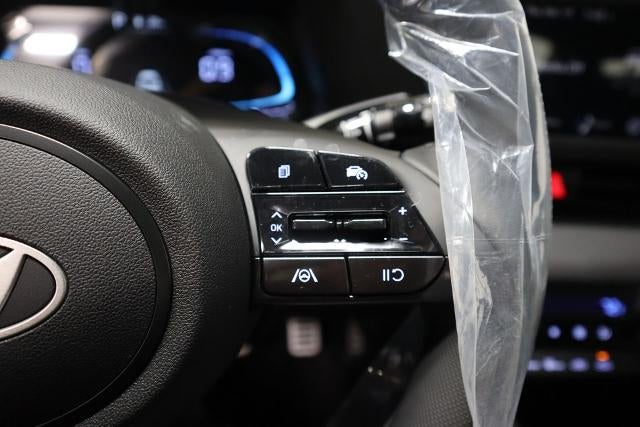 2026 Hyundai ELANTRA SEL Sport IVT