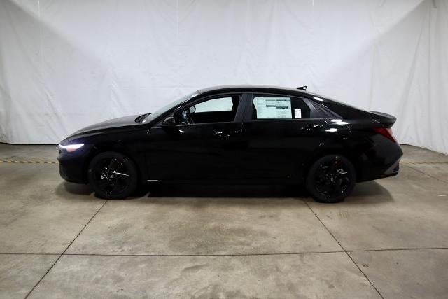 2026 Hyundai ELANTRA SEL Sport IVT