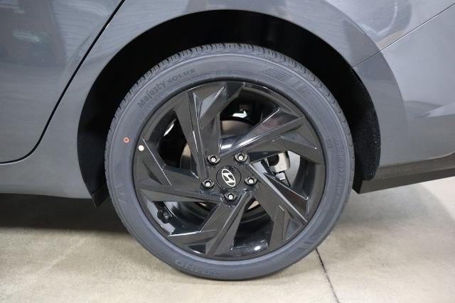 2026 Hyundai ELANTRA SEL Sport IVT