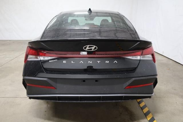 2026 Hyundai ELANTRA SEL Sport IVT