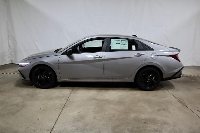 2026 Hyundai ELANTRA SEL Sport IVT