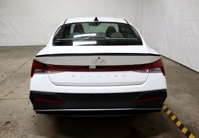 2026 Hyundai ELANTRA SEL Sport IVT