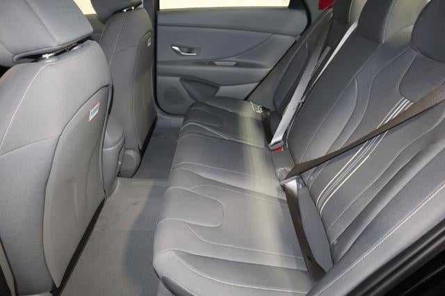 2026 Hyundai ELANTRA SEL Sport IVT