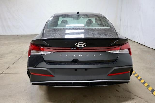 2026 Hyundai ELANTRA SEL Sport IVT