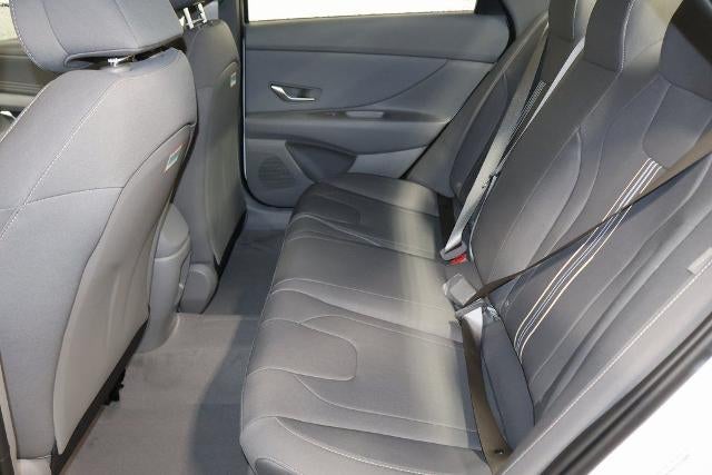 2026 Hyundai ELANTRA SEL Sport IVT