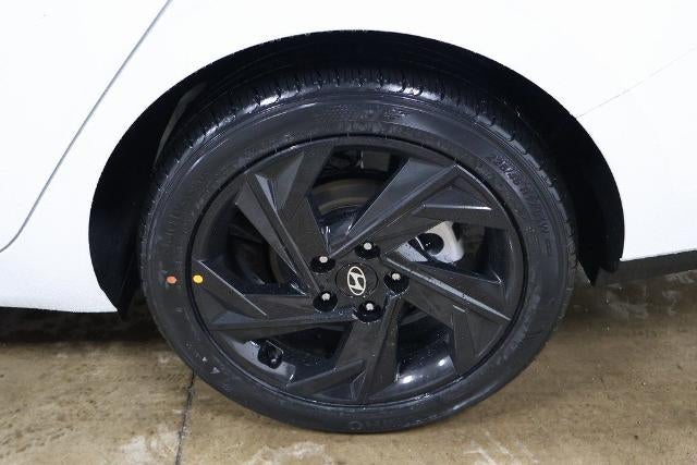 2026 Hyundai ELANTRA SEL Sport IVT