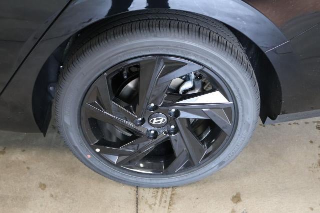 2026 Hyundai ELANTRA SEL Sport Plus Sedan