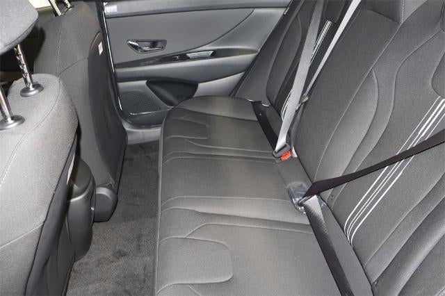 2025 Hyundai ELANTRA HYBRID SEL Sport DCT