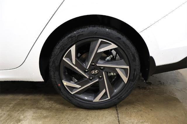 2025 Hyundai ELANTRA HYBRID SEL Sport DCT