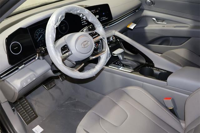 2025 Hyundai ELANTRA HYBRID SEL Sport DCT