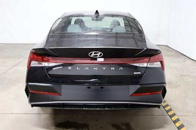 2025 Hyundai ELANTRA HYBRID Limited DCT