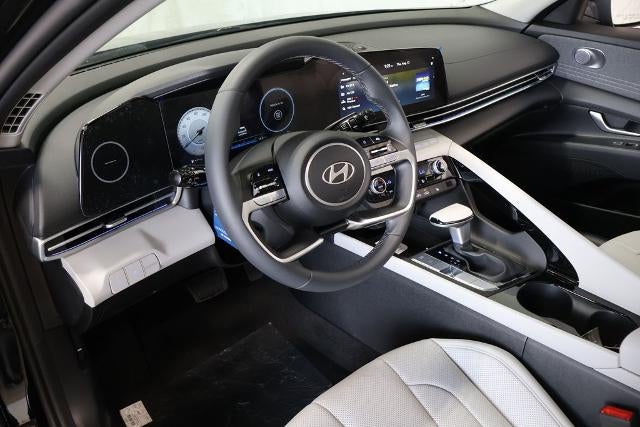 2026 Hyundai ELANTRA Limited Sedan