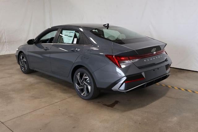 2026 Hyundai ELANTRA Limited Sedan