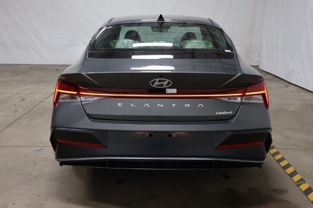 2026 Hyundai ELANTRA Limited IVT