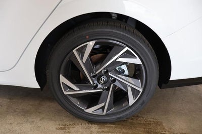 2026 Hyundai ELANTRA Limited Sedan