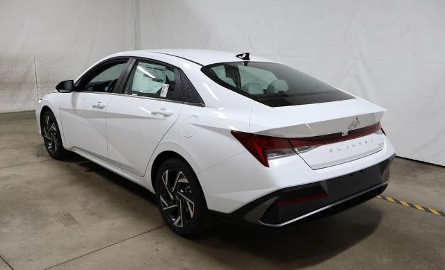 2026 Hyundai ELANTRA Limited Sedan