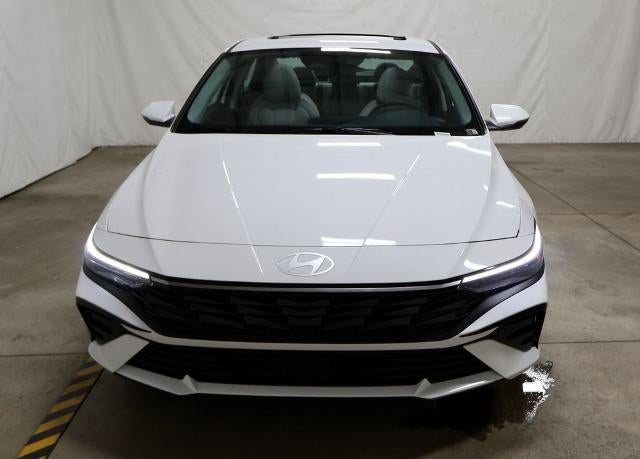 2026 Hyundai ELANTRA Limited Sedan
