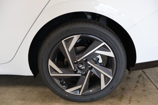 2026 Hyundai ELANTRA Limited Sedan