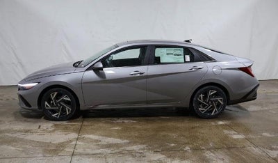 2026 Hyundai ELANTRA Limited IVT