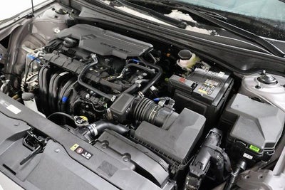 2026 Hyundai ELANTRA Limited IVT