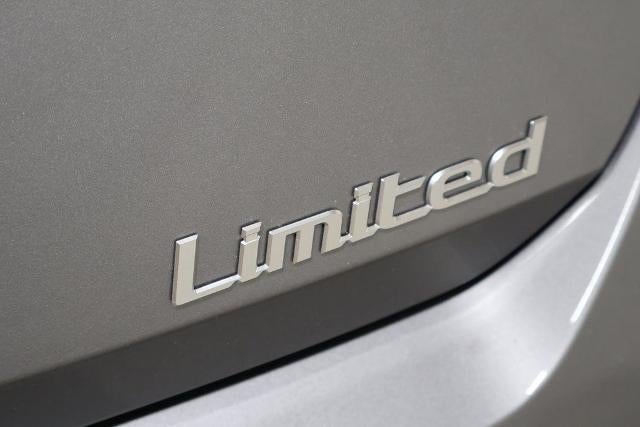 2026 Hyundai ELANTRA Limited IVT