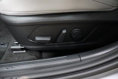 2026 Hyundai ELANTRA Limited IVT