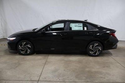 2026 Hyundai ELANTRA Limited Sedan