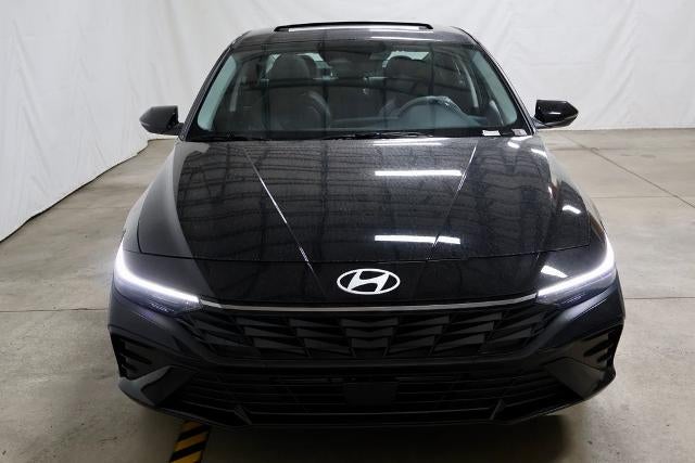2026 Hyundai ELANTRA Limited Sedan