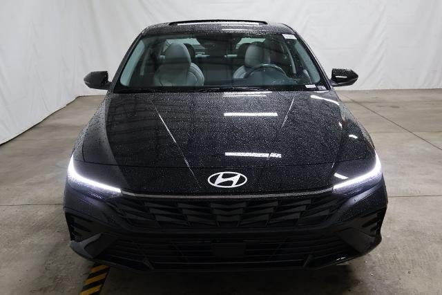 2026 Hyundai ELANTRA Limited IVT