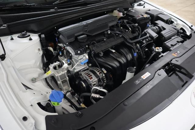 2026 Hyundai ELANTRA Limited IVT