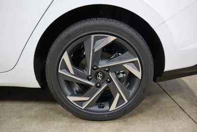 2026 Hyundai ELANTRA Limited IVT