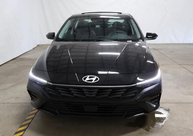 2026 Hyundai ELANTRA Limited Sedan