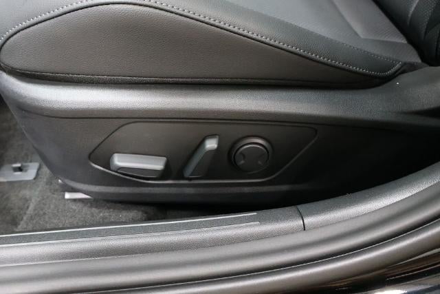 2026 Hyundai ELANTRA Limited Sedan