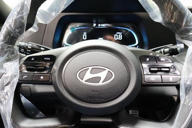 2026 Hyundai ELANTRA SEL Sport Premium IVT