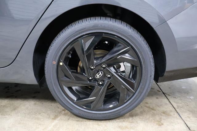 2026 Hyundai ELANTRA SEL Sport Premium Sedan