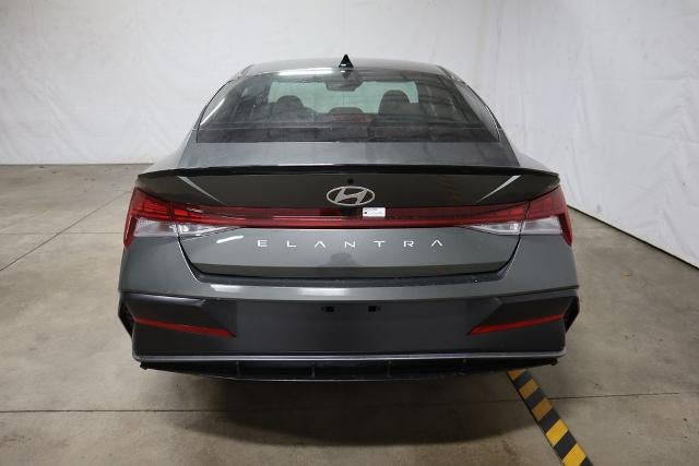 2026 Hyundai ELANTRA SEL Sport Premium IVT