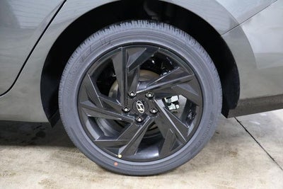 2026 Hyundai ELANTRA SEL Sport Premium Sedan