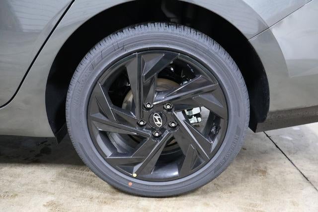 2026 Hyundai ELANTRA SEL Sport Premium Sedan