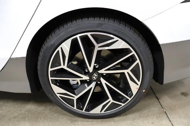 2025 Hyundai IONIQ 6 SEL AWD