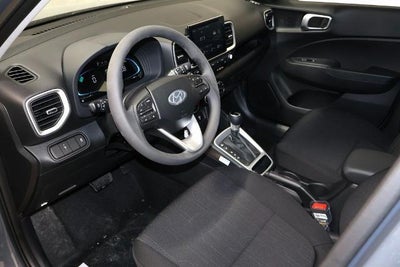 2026 Hyundai VENUE SE FWD