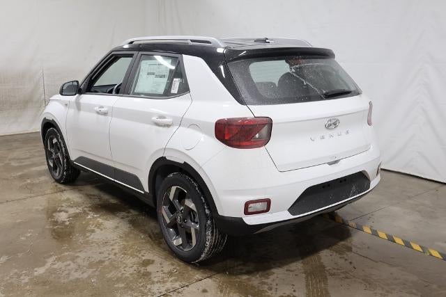 2026 Hyundai VENUE SEL FWD W/Two-Tone Roof