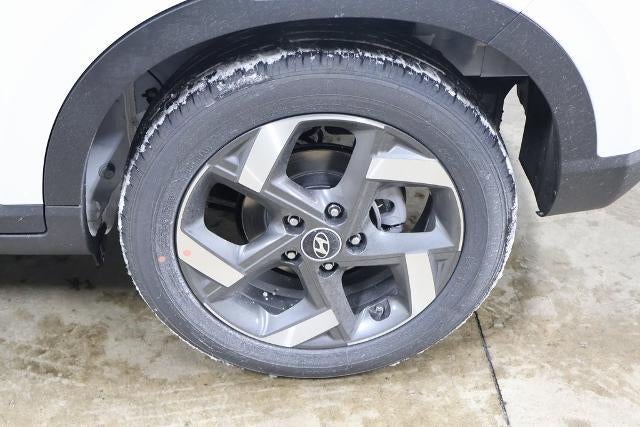 2026 Hyundai VENUE SEL FWD W/Two-Tone Roof