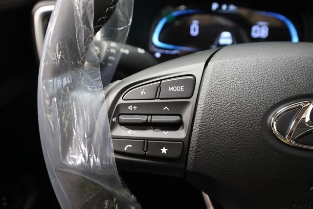 2026 Hyundai VENUE SEL FWD