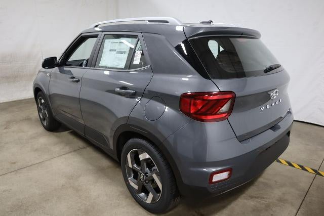 2026 Hyundai VENUE SEL FWD