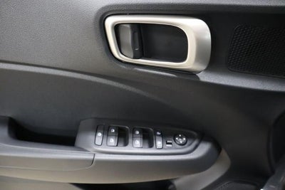 2026 Hyundai VENUE SEL FWD