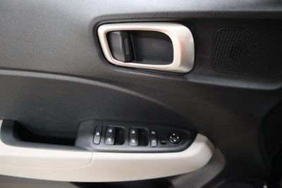 2026 Hyundai VENUE SEL FWD