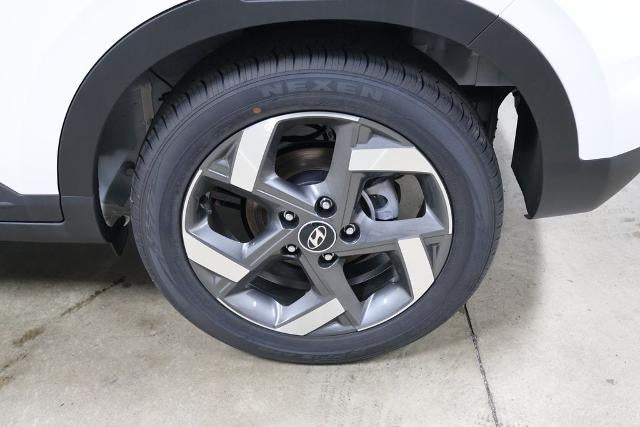 2026 Hyundai VENUE SEL FWD