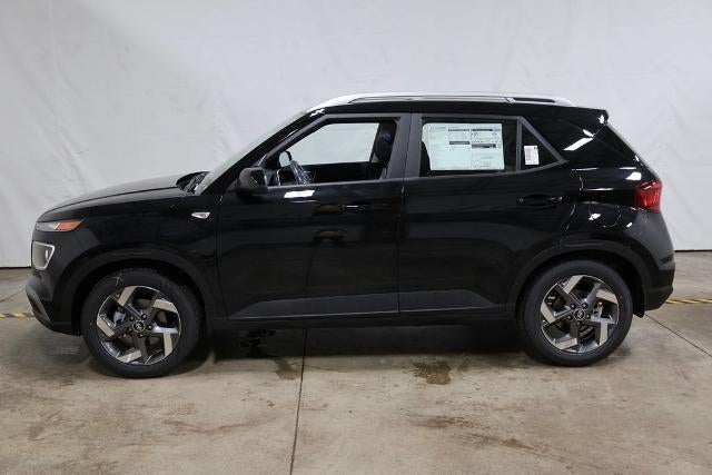 2026 Hyundai VENUE SEL FWD