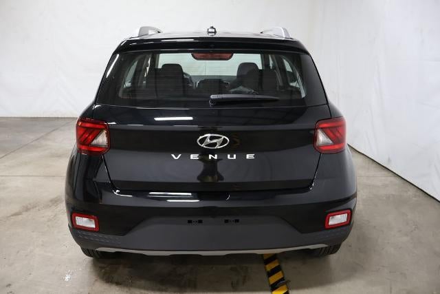 2026 Hyundai VENUE SEL FWD